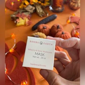 Bambi Earth Bilberry & Snow Mushroom Mask (.18 oz)